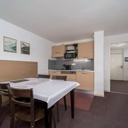 C Du Verdon N2107 St5 Apartment
